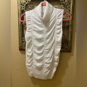 Once 1 Again Sleeveless Top Size Medium